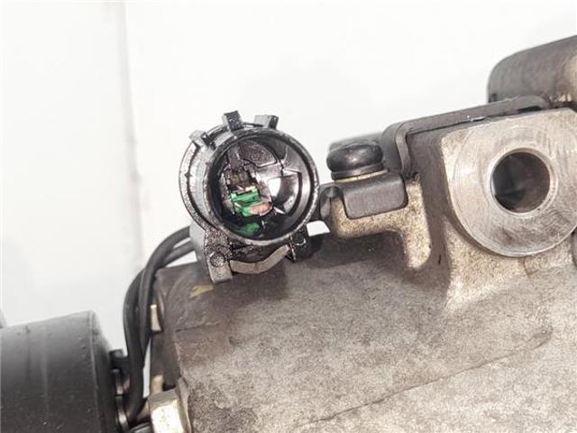 977012H240 Hyundai/Kia