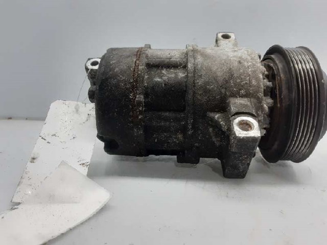 Sprężarka klimatyzacji 977012P160 HYUNDAI