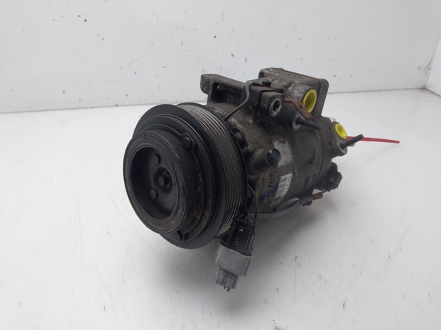 977012Y000 Hyundai/Kia