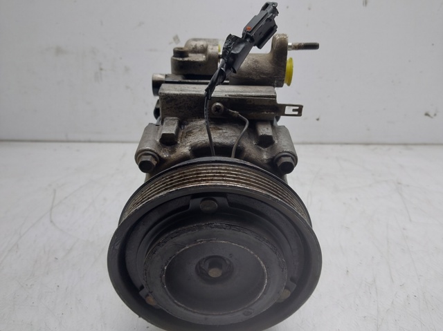 Sprężarka klimatyzacji 977013A470 HYUNDAI