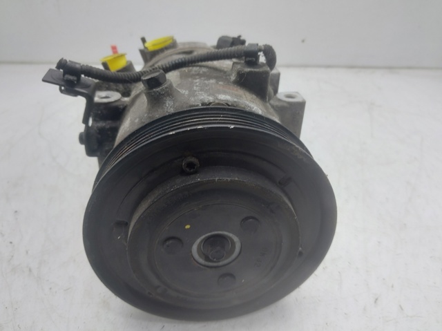 Sprężarka klimatyzacji 97701A4500 HYUNDAI