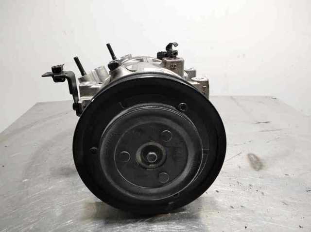 Sprężarka klimatyzacji 97701D7100 HYUNDAI