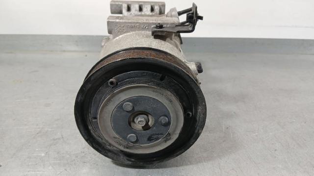 Sprężarka klimatyzacji 97701D7300 HYUNDAI