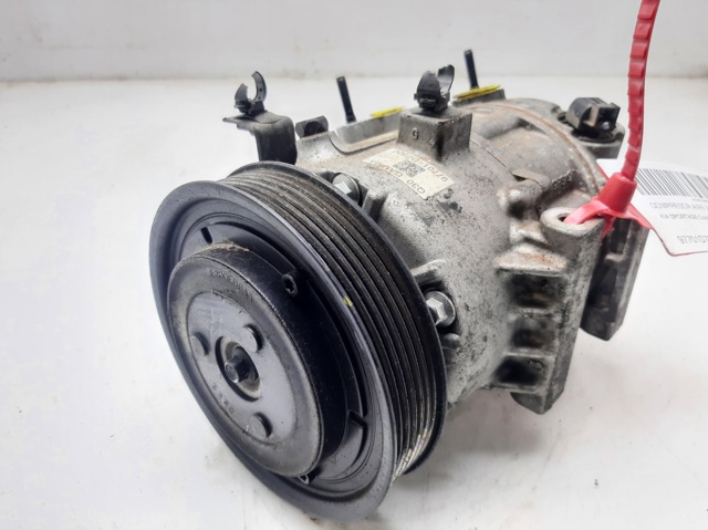 Sprężarka klimatyzacji 97701D7300 HYUNDAI