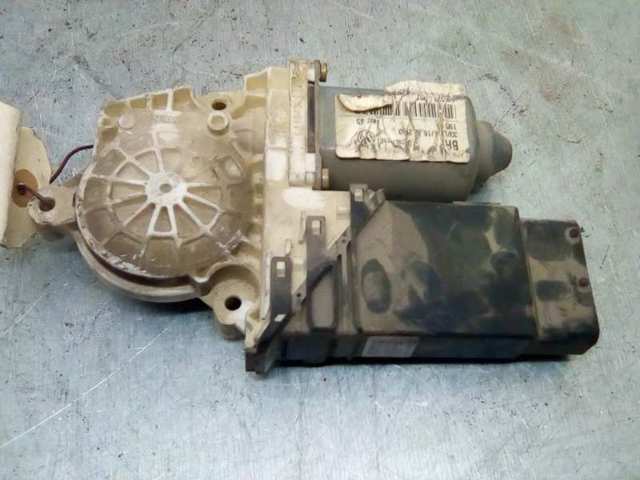 9776105415301 VAG