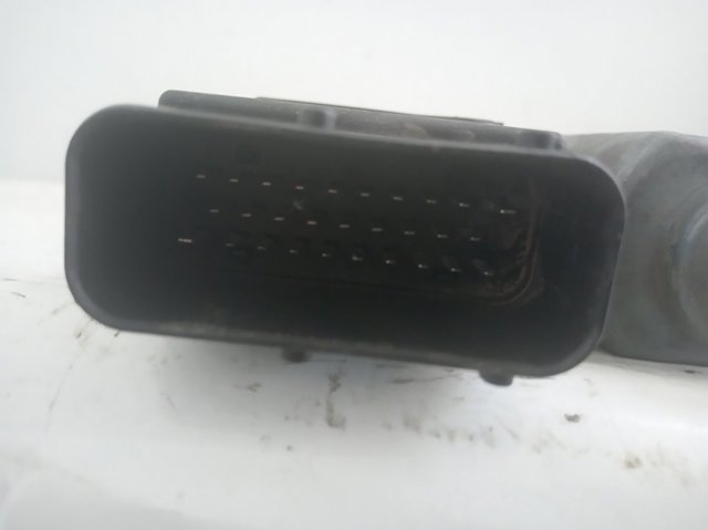9776105415301 VAG