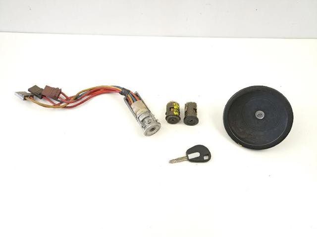 Zamek drzwi i zapłonu z kluczami, komplet 9790486480 FIAT
