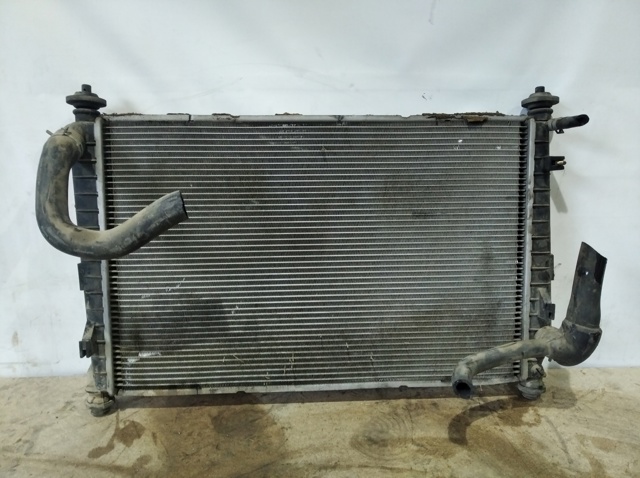 Chłodnica silnika 97BB8005CA FORD