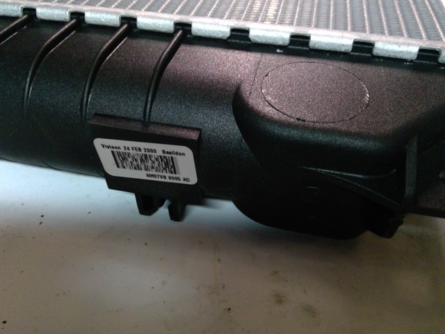 Chłodnica silnika 97VB8005AD FORD