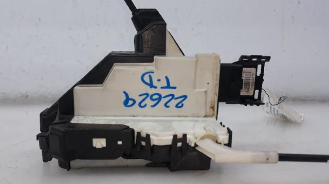 Zamek drzwi tylnych prawych 9800624980 PEUGEOT