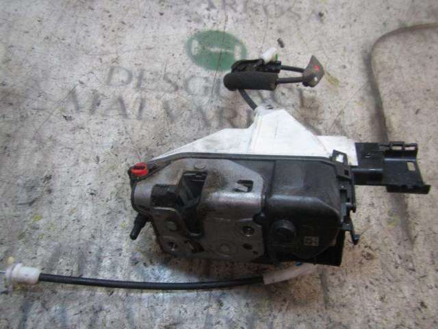 Zamek drzwi tylnych prawych 9800624980 PEUGEOT