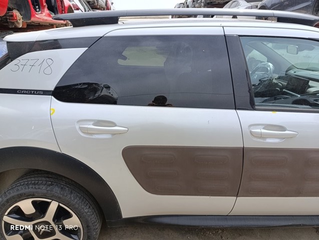 Drzwi tylne prawe 9801070080 PEUGEOT