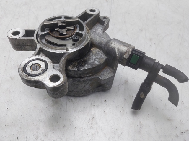 Pompa podciśnienia 9801888780 PEUGEOT