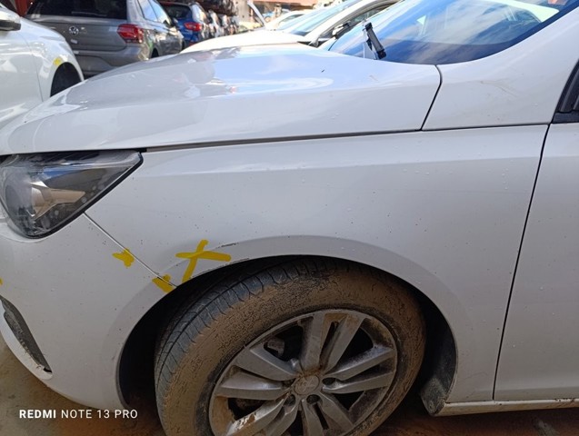 Błotnik przedni lewy 9802164380 PEUGEOT