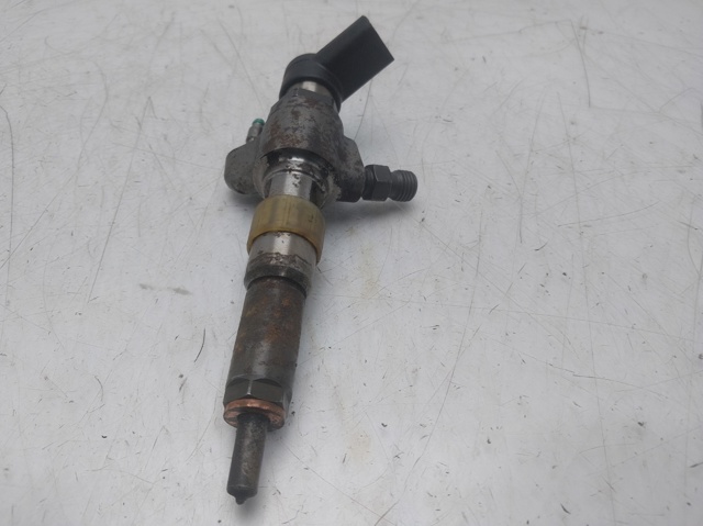 Wtryskiwacz paliwa 9802448680 PEUGEOT