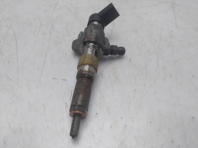 Wtryskiwacz paliwa 9802448680 PEUGEOT