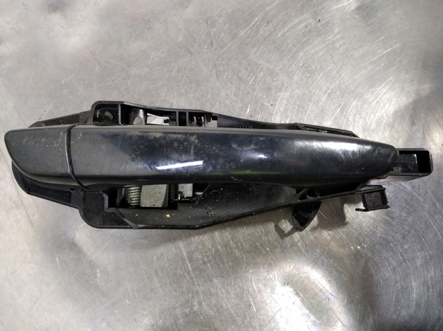 Pałąk zewnętrznej klamki drzwi tylnych prawych 9802977180 PEUGEOT