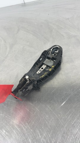 Pałąk zewnętrznej klamki drzwi tylnych lewych 9802977380 PEUGEOT