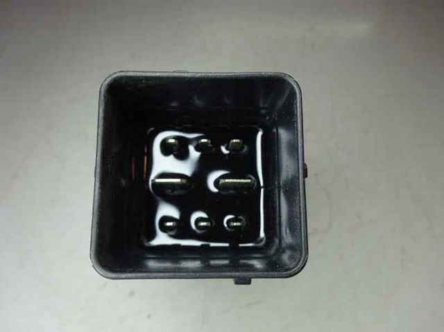 Przekaźnik świec żarowych 9803299780 FORD