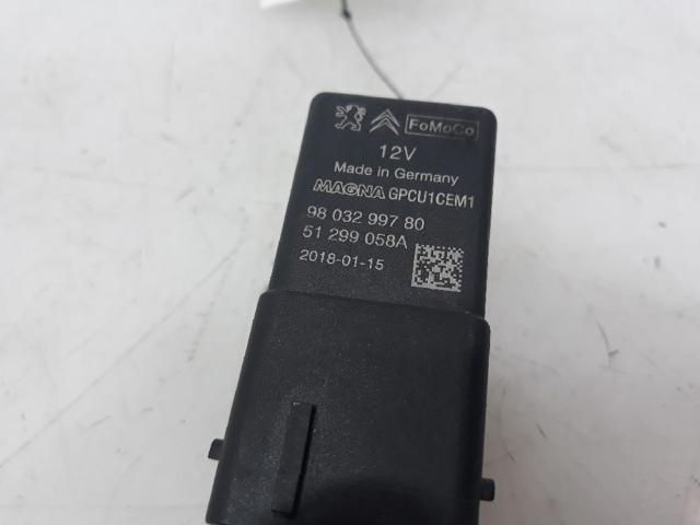 Przekaźnik świec żarowych 9803299780 FORD