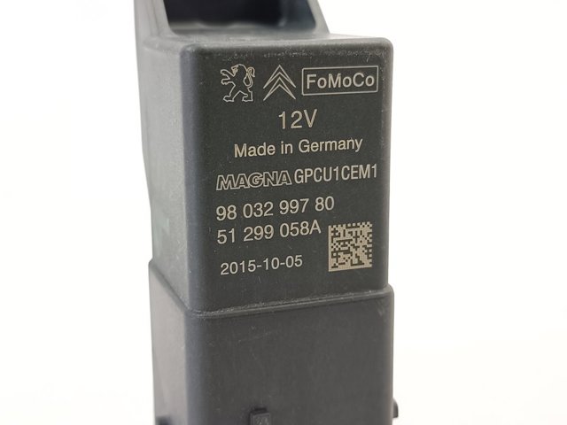 Przekaźnik świec żarowych 9803299780 FORD