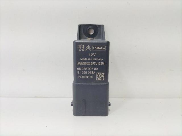 Przekaźnik świec żarowych 9803299780 PEUGEOT