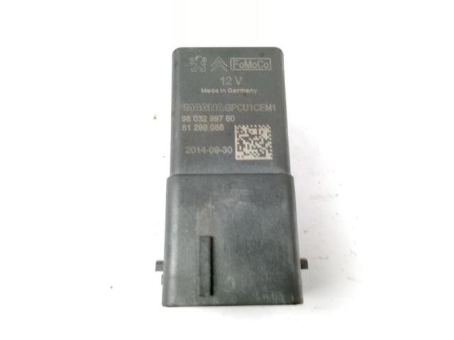 Przekaźnik świec żarowych 9803299780 PEUGEOT