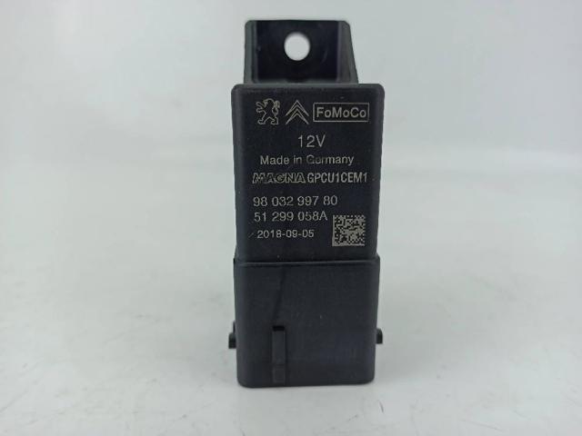 Przekaźnik świec żarowych 9803299780 PEUGEOT