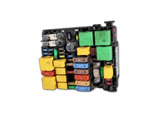 Skrzynka bezpieczników 9804848580 PEUGEOT