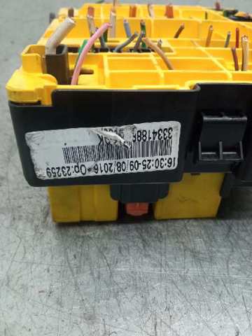 Skrzynka bezpieczników 9804848580 PEUGEOT