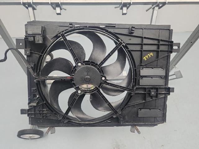 Dyfuzor chłodnicy, w komplecie z silnikiem i wirnikiem 9806313580 PEUGEOT