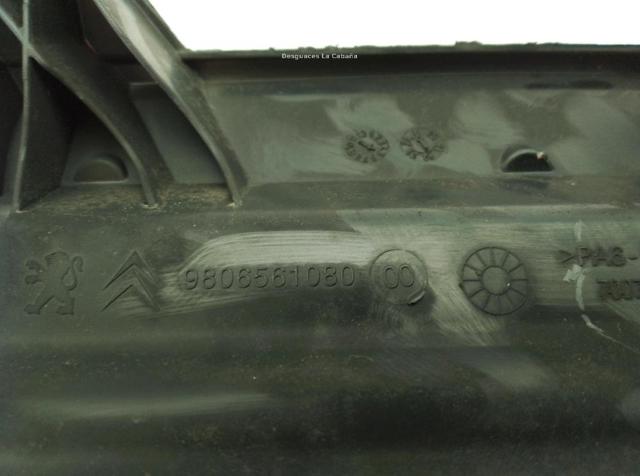 Obudowa filtra powietrza 9806561080 PEUGEOT