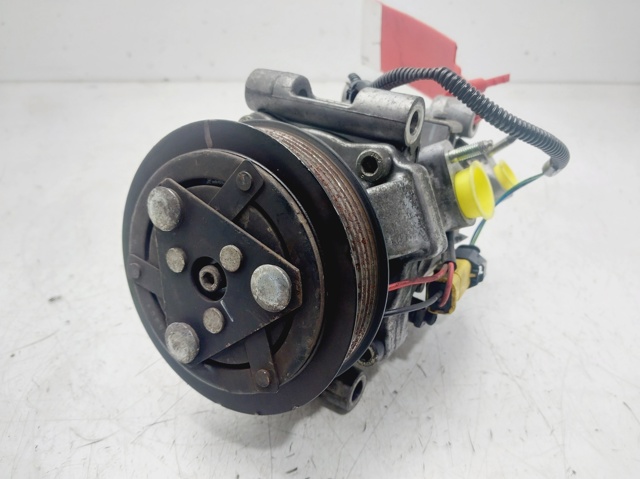 Sprężarka klimatyzacji 9806599380 PEUGEOT