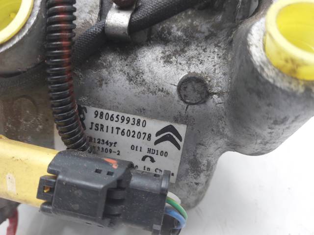 Sprężarka klimatyzacji 9806599380 PEUGEOT