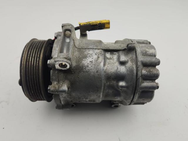 Sprężarka klimatyzacji 9806706780 PEUGEOT