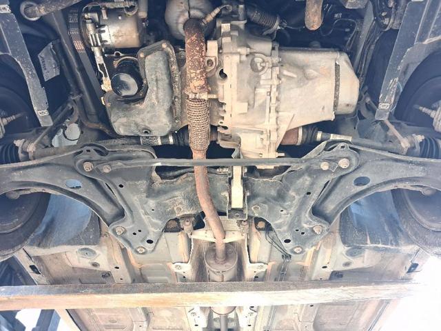 Korpus osi przedniej 9807026780 PEUGEOT