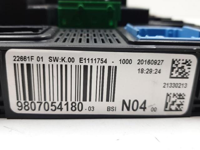Sterownik silnika 9807054180 PEUGEOT