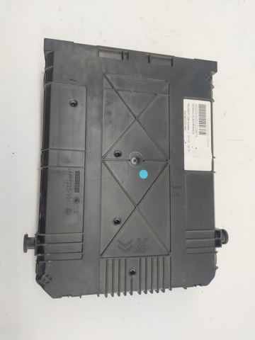 Skrzynka bezpieczników 9807531680 PEUGEOT