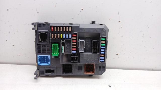 Skrzynka bezpieczników 9807531680 PEUGEOT