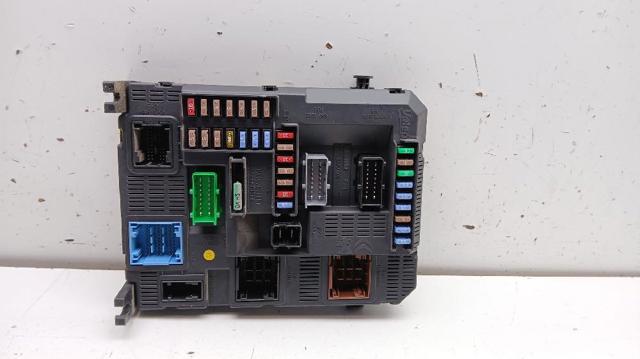 Skrzynka bezpieczników 9807531680 PEUGEOT