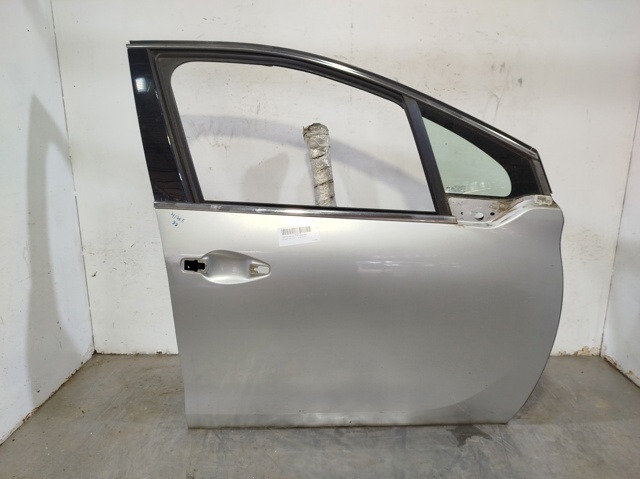 Drzwi przednie prawe 9807820680 PEUGEOT