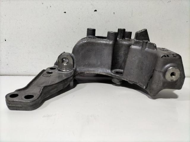 Wspornik alternatora Citroen C4