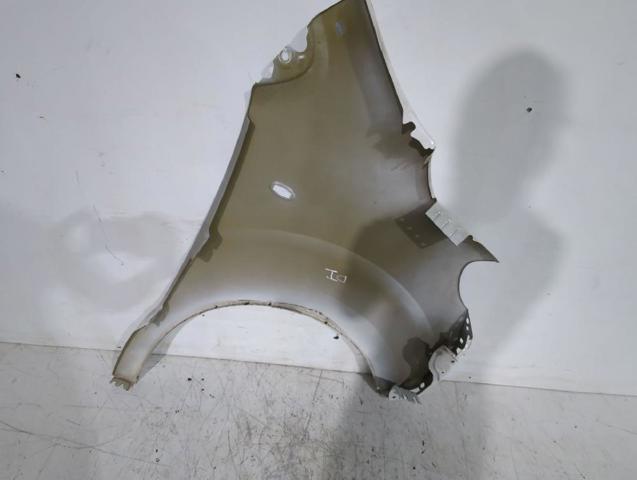 Błotnik przedni lewy Opel Vivaro K0