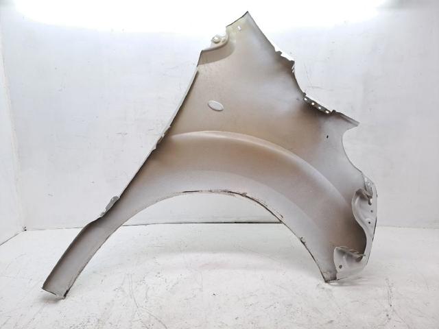 Błotnik przedni lewy Opel Vivaro K0