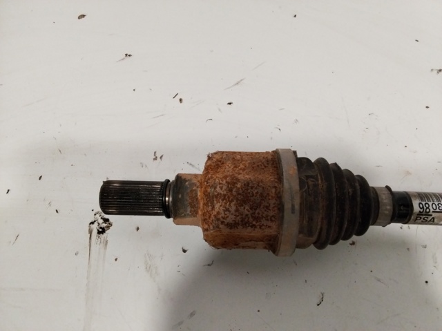 Półoś napędowa przednia lewa 9808771480 PEUGEOT