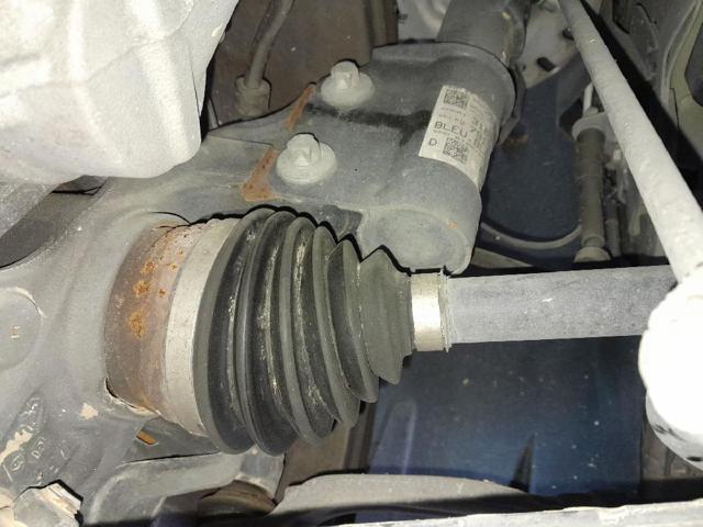 Półoś napędowa przednia prawa 9809528180 PEUGEOT