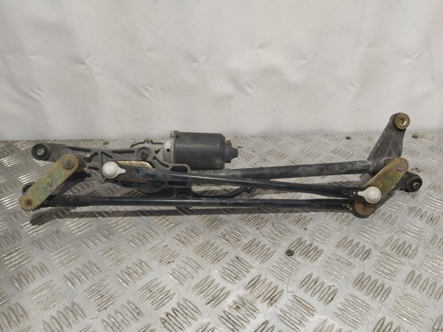 Silniczek wycieraczki szyby przedniej 981003E100 HYUNDAI