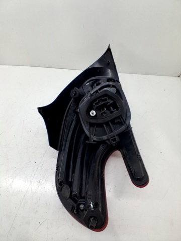 Lampa zespolona tylna prawa 9810430580 PEUGEOT