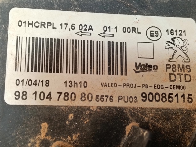 Reflektor prawy Peugeot 5008 2