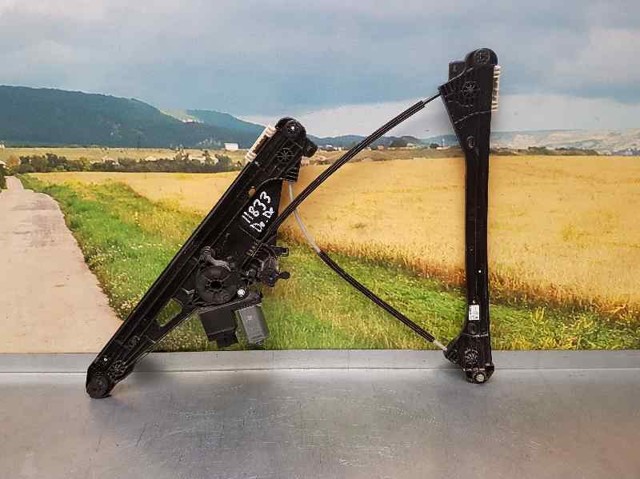 Mechanizm podnoszenia szyby drzwi przednich prawych 9810488880 PEUGEOT